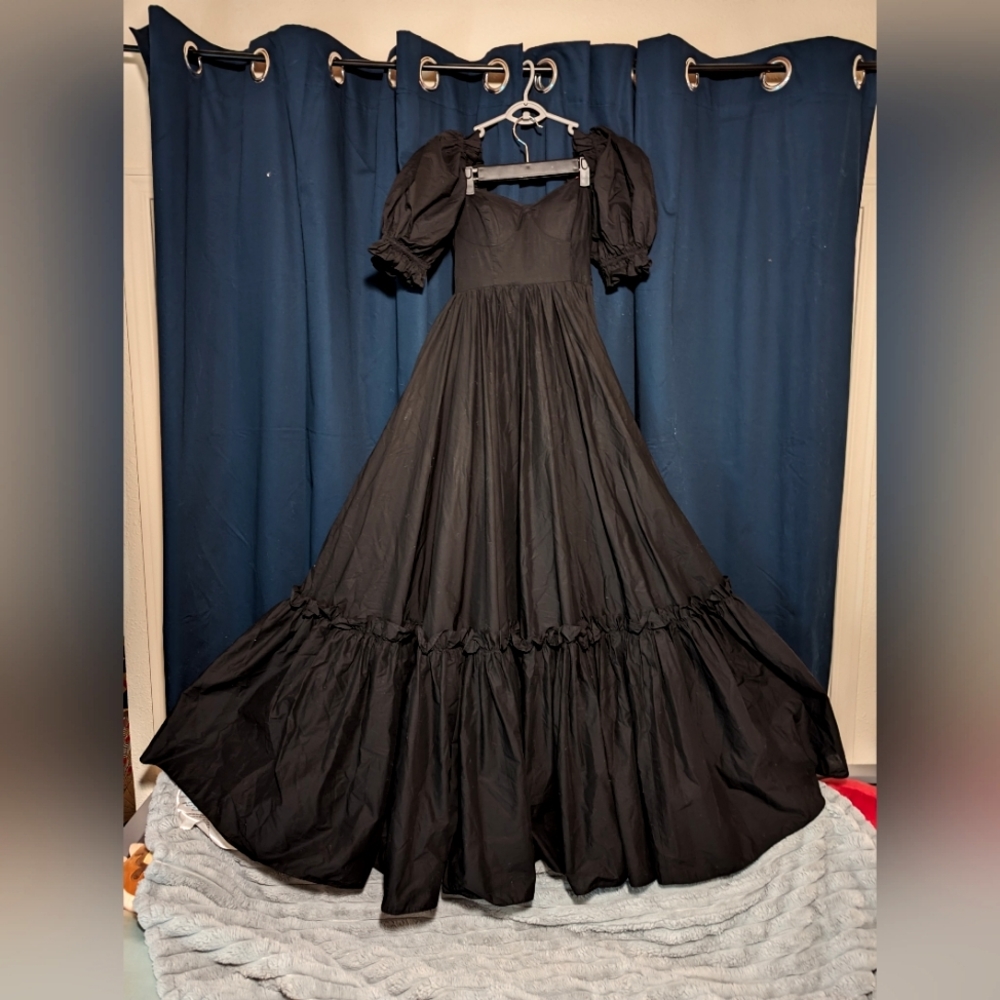 Selkie Black Ritz Gown